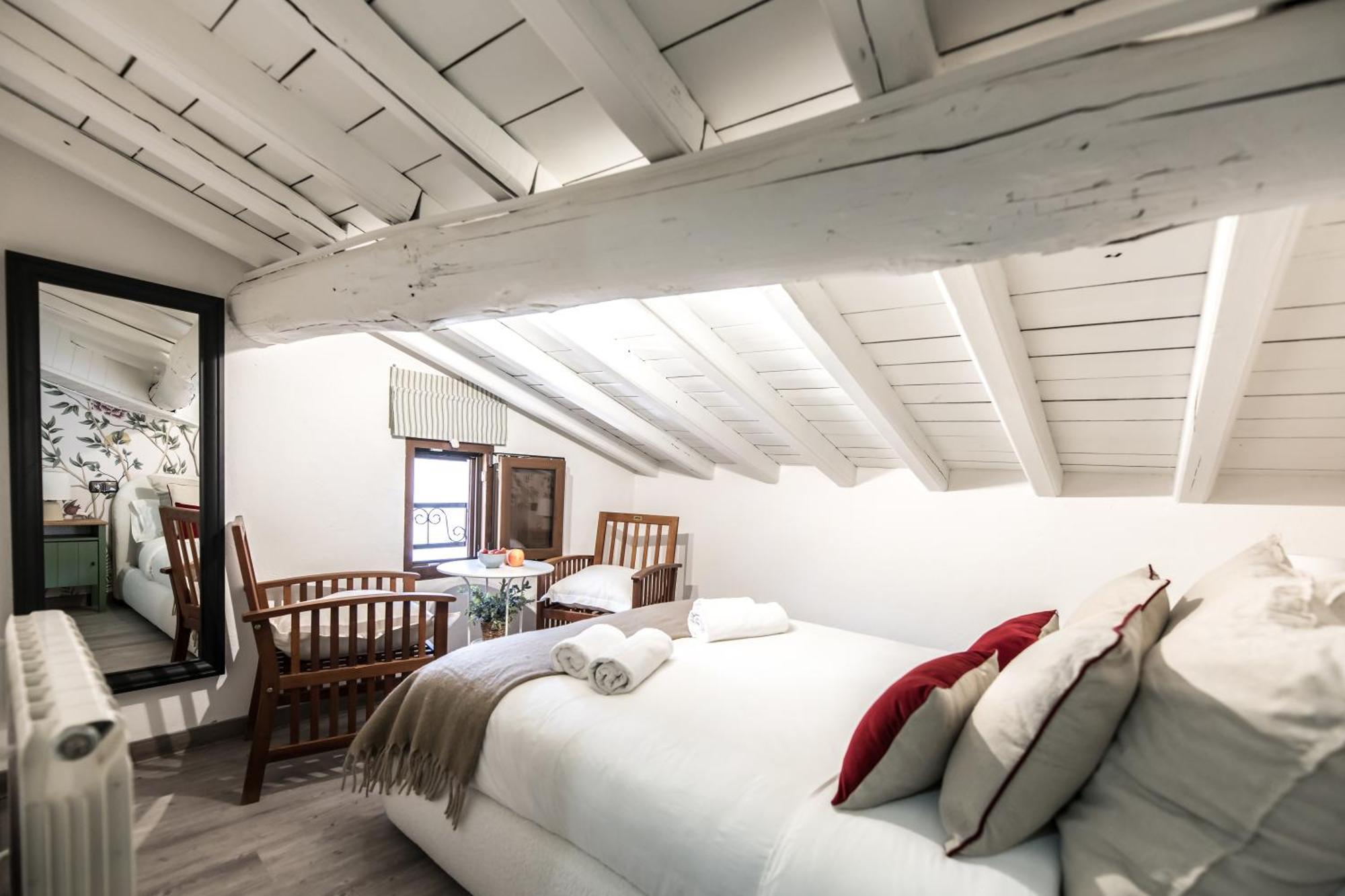Apartamentos Rurales Los Olivos En Candelario Extérieur photo